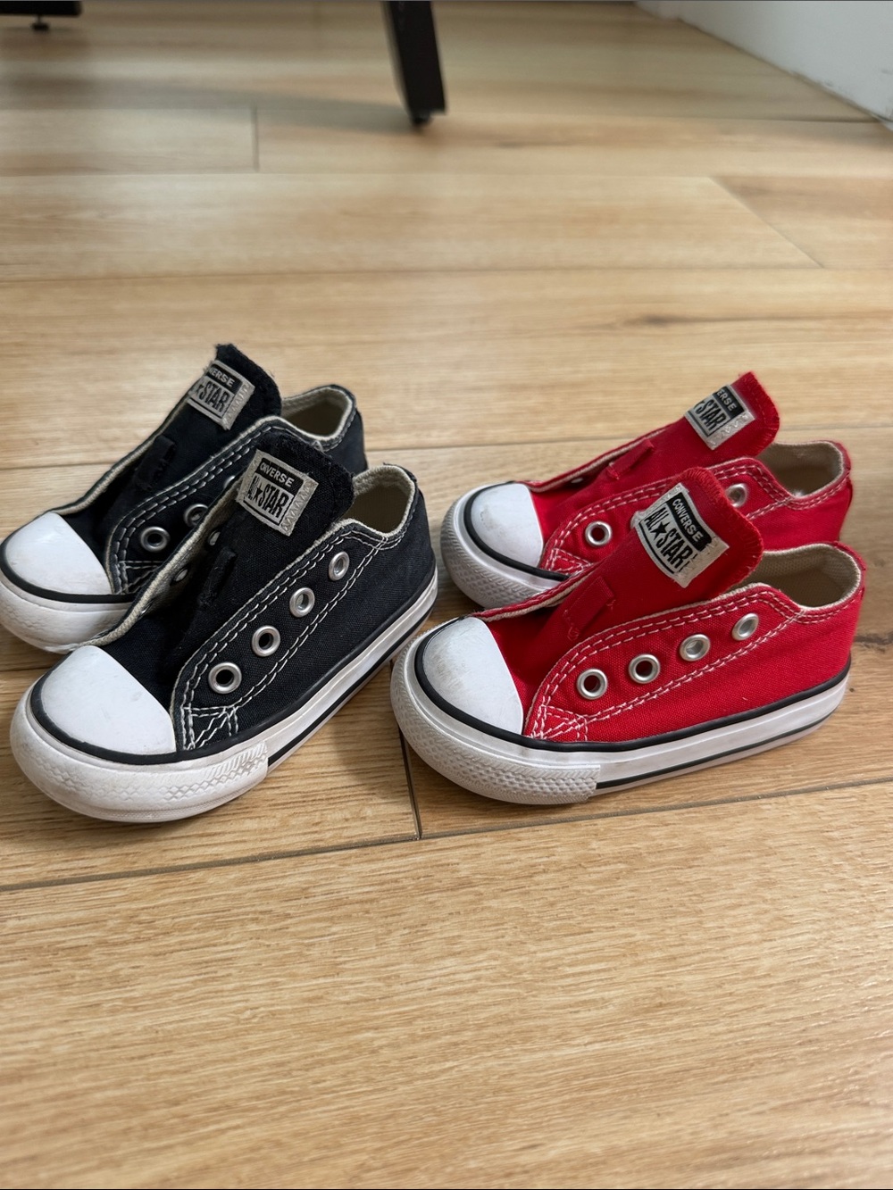 2 pairs Converse Kids Sneakers in Black and Red